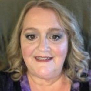 Meet your Posher, Gabriella